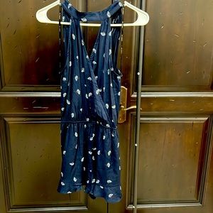 Blu pepper Navy Blue with lighter blue flowers